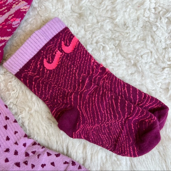 3 Pairs | Nike Crew Socks | Girls S - Picture 4 of 7